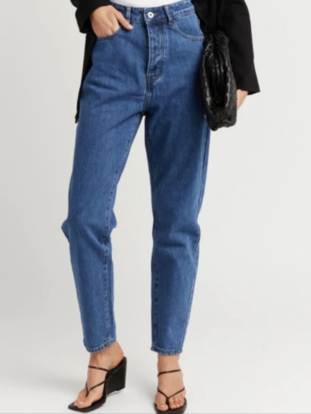 Dissh High-Waist Mom Jeans in Dark Blue
